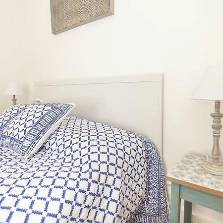 Lovelystay - Cosy Bairro Alto Duplex Лиссабон Экстерьер фото